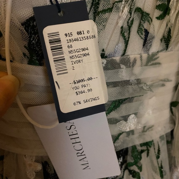 Merchesa Notte ivory embroidered gown - Picture 6 of 6